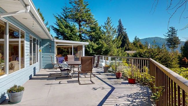 4553 Esquire Drive, House other with 3 bedrooms, 2 bathrooms and null parking in Madeira Park BC | Image 11