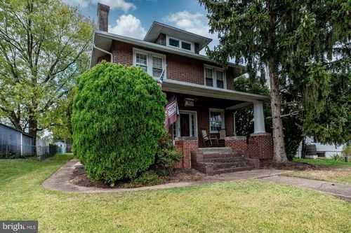 760 Starr St, PHOENIXVILLE, PA, 19460-3612 | Card Image