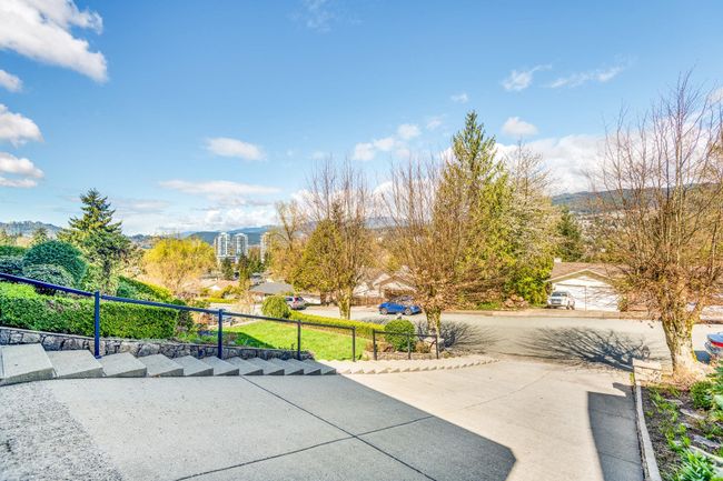 1032 Buoy Drive, House other with 5 bedrooms, 3 bathrooms and 6 parking in Coquitlam BC | Image 33