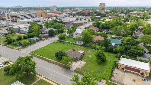 208 N 8th Street, Temple, TX, 76501 | Card Image