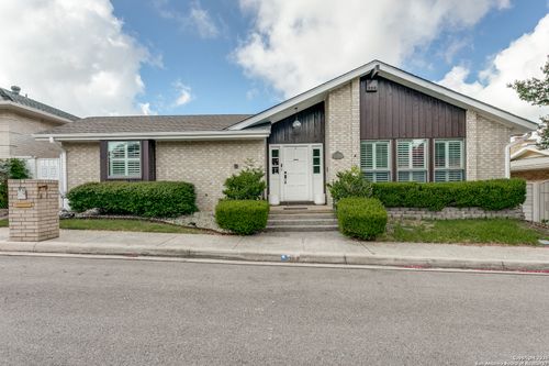 6214 Spindrift, Windcrest, TX, 78239-2747 | Card Image