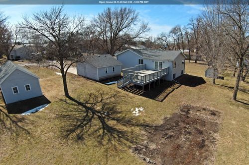 210 E Lawrence St, Dunnell, MN, 56127-4016 | Card Image
