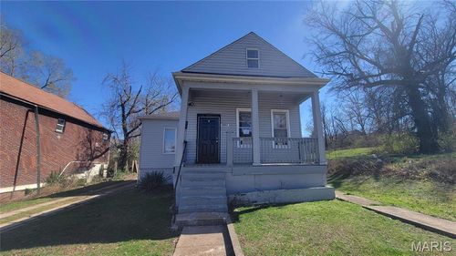 5052 Plover Ave, Saint Louis, MO, 63120-2331 | Card Image