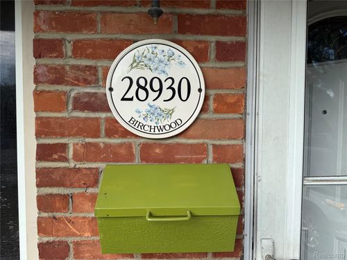 28930 Birchwood St, Inkster, MI, 48141-1112 | Card Image