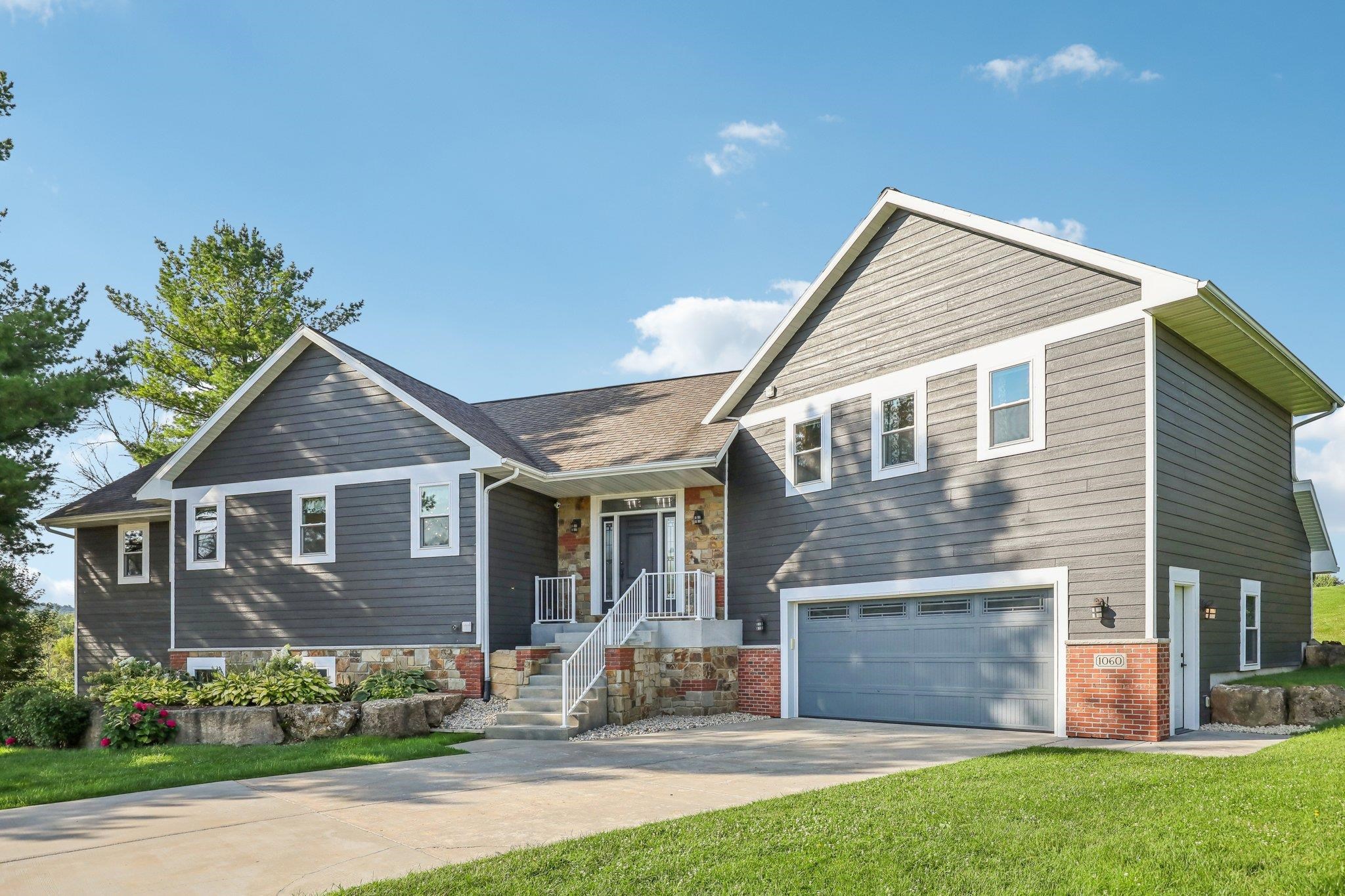 Lake St, Baraboo, WI 53913