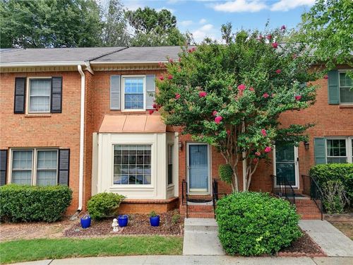 9119 Cobbler Ct, Roswell, GA, 30076-3374 | Card Image
