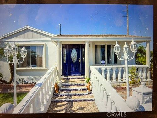 3300 W Chandler Blvd, Burbank, CA, 91505-2511 | Card Image