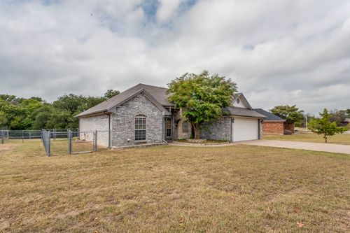 328 Ridgeway Blvd, Weatherford, TX, 76086-3923 | Card Image