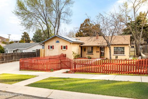 137 S Arizona Ave, Prescott, AZ, 86303-4401 | Card Image