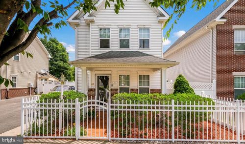 1811 N Franklin St, PHILADELPHIA, PA, 19122-2012 | Card Image