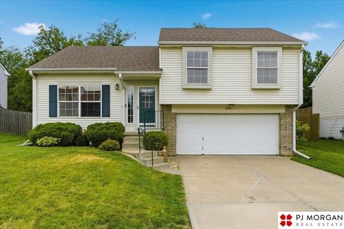 3104 Sheridan Rd, Bellevue, NE, 68123-2372 | Card Image