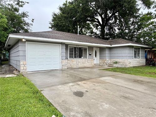 702 Loper Street, Houston, TX, 77017 | Card Image
