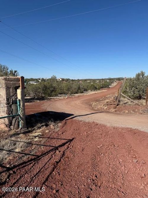393 Edgewood Ct, Prescott, AZ, 86303-6346 | Card Image