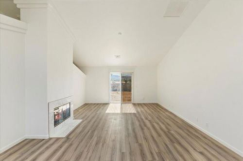 13568 Caliente Dr, Desert Hot Springs, CA, 92240-5812 | Card Image