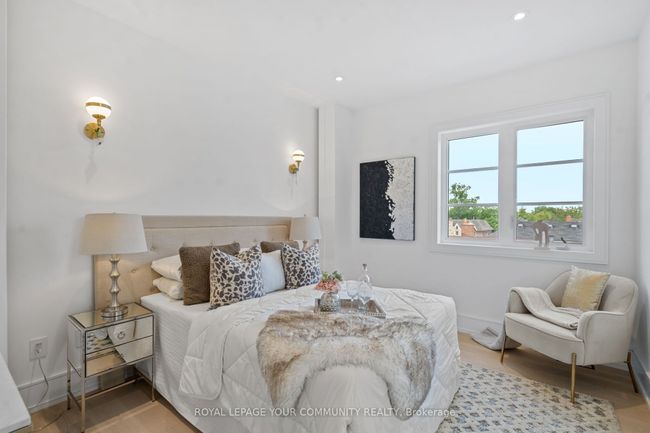 1204 Avenue Rd, House attached with 3 bedrooms, 3 bathrooms and null parking in Toronto ON | Image 11