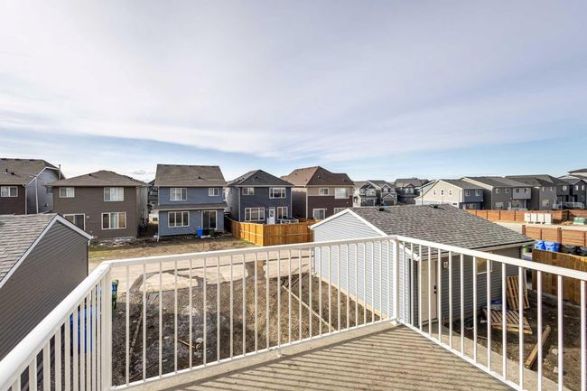 427 Lucas Blvd Nw, House other with 3 bedrooms, 3 bathrooms and 2 parking in Calgary AB | Image 38