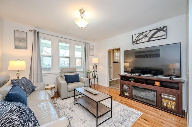 22 Simcoe St, House other with 3 bedrooms, 2 bathrooms and 2 parking in Guelph ON | Image 10