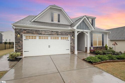 264 Double Crest Dr, Taylors, SC, 29687-4638 | Card Image