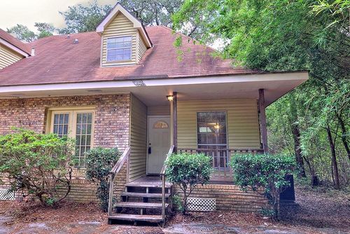 134 Napoleon Ave, Slidell, LA, 70460-3704 | Card Image