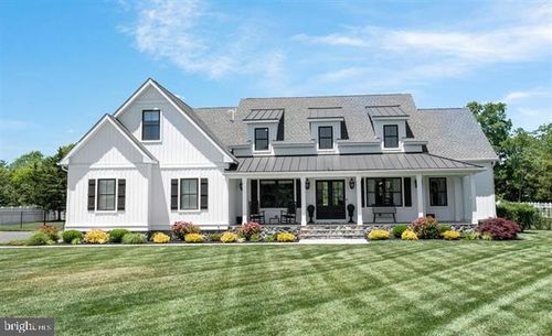 8 Hoppys Ln, CAPE MAY COURT HOUSE, NJ, 08210-2364 | Card Image