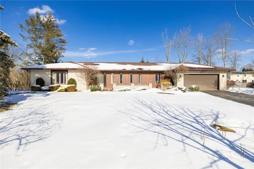 307 Marblehead Dr, Greece, NY, 14615-1135 | Card Image