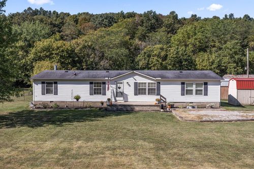 7135 Walnut Creek Rd, Kingston, OH, 45644-2500 | Card Image