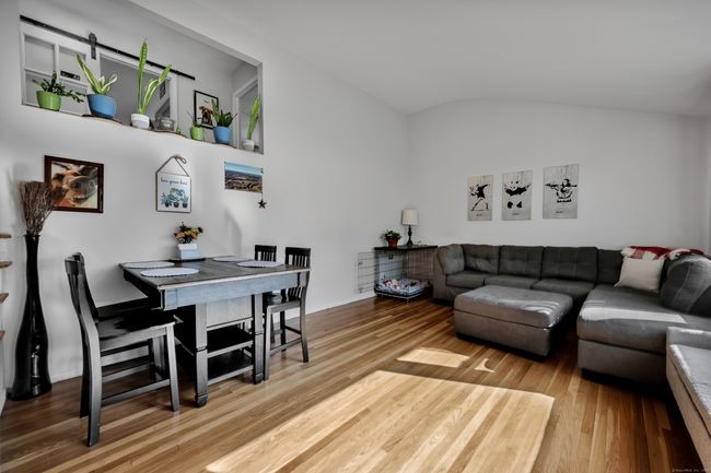 6 Greenmeadow Dr, House other with 3 bedrooms, 3 bathrooms and null parking in Bloomfield CT | Image 6