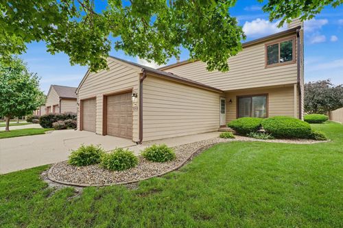 1212-1212 Lancaster Dr, Champaign, IL, 61821-7002 | Card Image