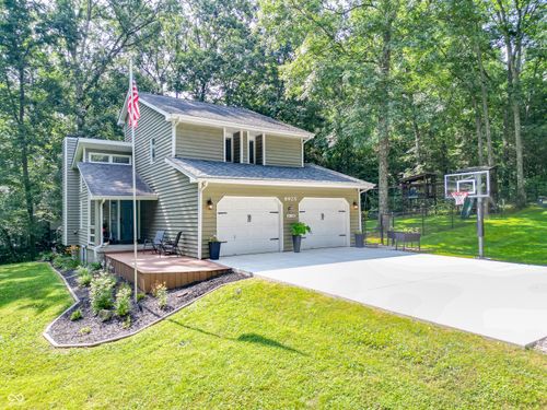 8925 W State Road 46, Columbus, IN, 47201-9593 | Card Image