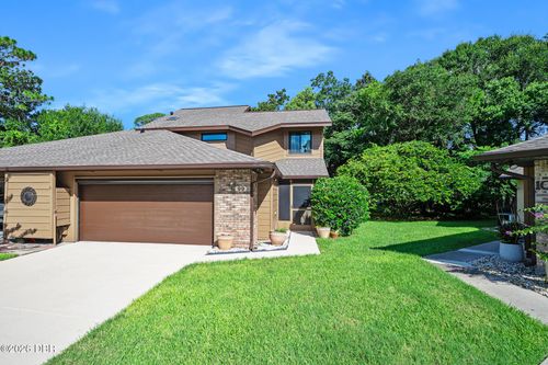 99 Old Barn Trl, Ormond Beach, FL, 32174-8272 | Card Image