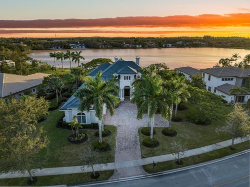 3111 Lake Ridge Ln, Weston, FL, 33332-2509 | Card Image