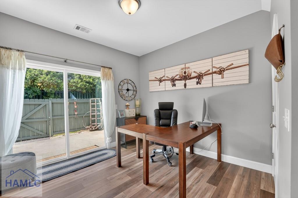 Residential in Richmond Hill 3