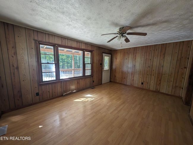 164 S Shady Lane Loop, House other with 3 bedrooms, 1 bathrooms and null parking in Clarkrange TN | Image 12