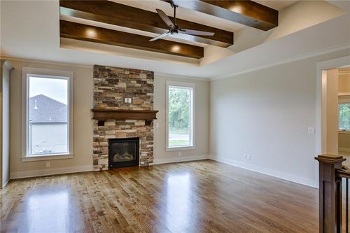 2452 W 179th St, Overland Park, KS, 66085-9021 | Card Image