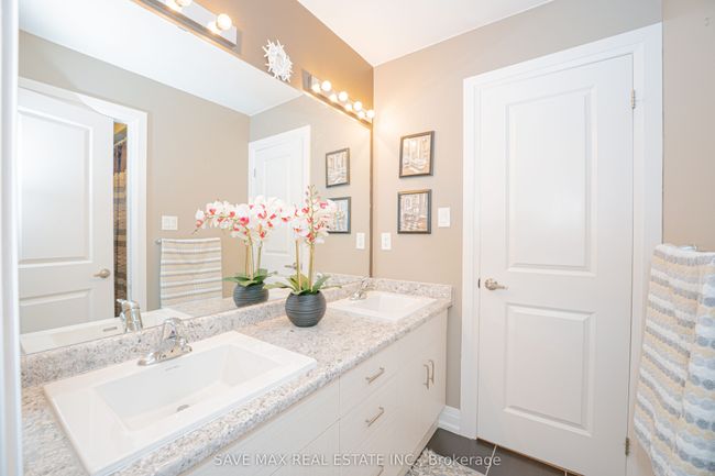 16 Casserley Cres, House other with 5 bedrooms, 5 bathrooms and 4 parking in Tottenham ON | Image 25