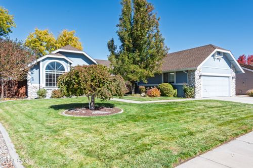 1123 Wisteria Dr, Minden, NV, 89423-5137 | Card Image