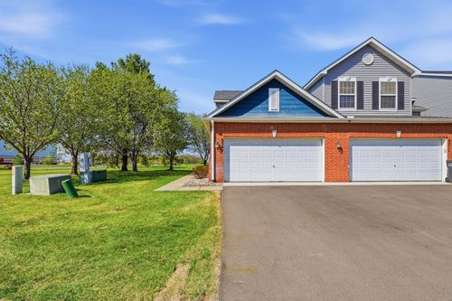 8507 Grove Circle, Shakopee, MN, 55379 | Card Image