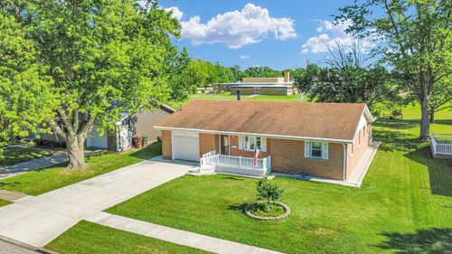 360 W Second South St, Chebanse, IL, 60922-2002 | Card Image