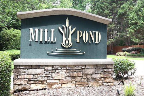 308 Mill Pond Ct Se, Smyrna, GA, 30082-3811 | Card Image