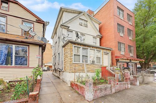 3727 111 Street, New York, NY, 11368 | Card Image