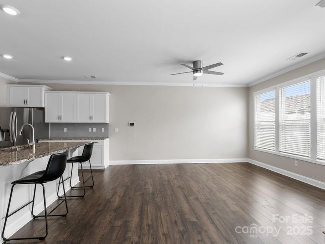 Living Room | Image 4