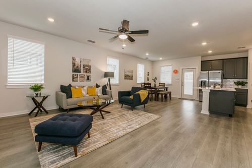 265 Garner Dr, Kyle, TX, 78640-2786 | Card Image