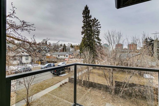 18 27 Avenue Sw, House other with 4 bedrooms, 4 bathrooms and 2 parking in Calgary AB | Image 39