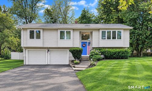 17 Pier Ct, Milford, CT, 06460-7115 | Card Image