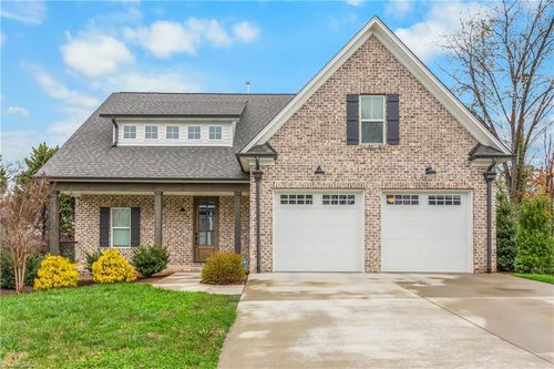 1012 Cross Gate Rd, Winston-Salem, NC, 27106-6323 | Card Image