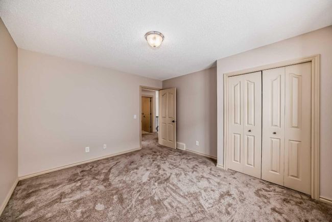 1A Tusslewood Drive Nw, Home with 3 bedrooms, 2 bathrooms and 4 parking in Calgary AB | Image 30