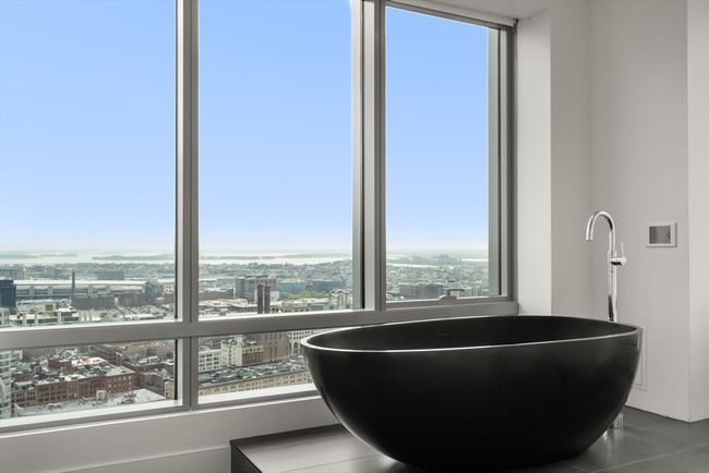 PH2B - 1 Avery St, Condo with 3 bedrooms, 5 bathrooms and null parking in Boston MA | Image 30