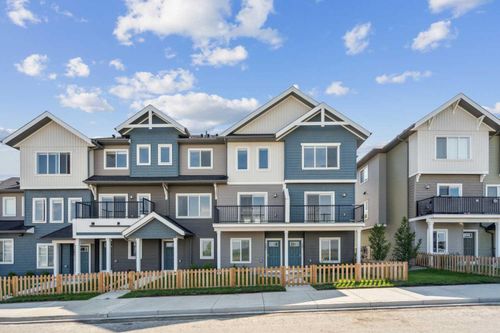 202-24 Rivercrest Drive, Cochrane, AB, T4C2V2 | Card Image