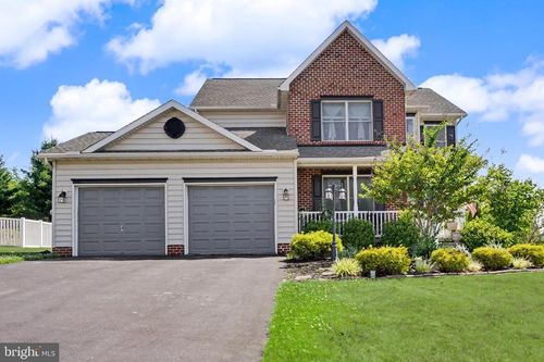 31 N Alpine Dr, YORK, PA, 17408-6351 | Card Image