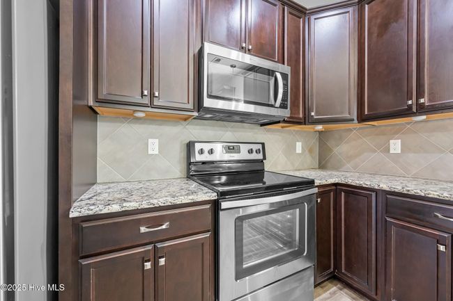 212 Salty Dog Ln, House other with 3 bedrooms, 3 bathrooms and 2 parking in Sneads Ferry NC | Image 8